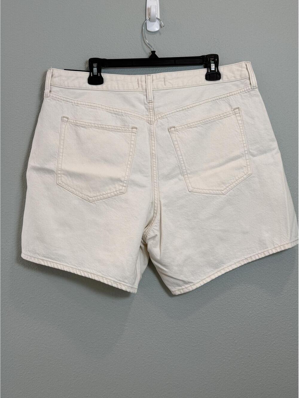 Abercrombie & Fitch The loose Short High Rise - Women's 32 Curve Love NWT - Picture 6 of 8